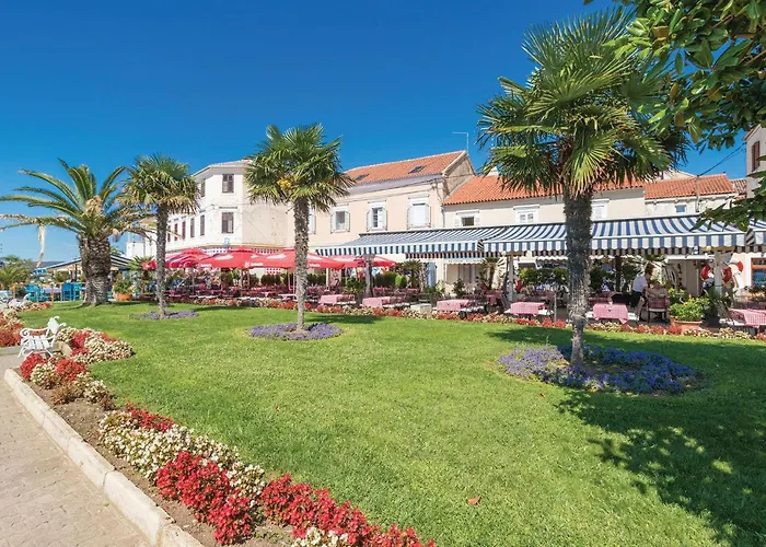 Appartement Luxurious In Biograd With Wifi *